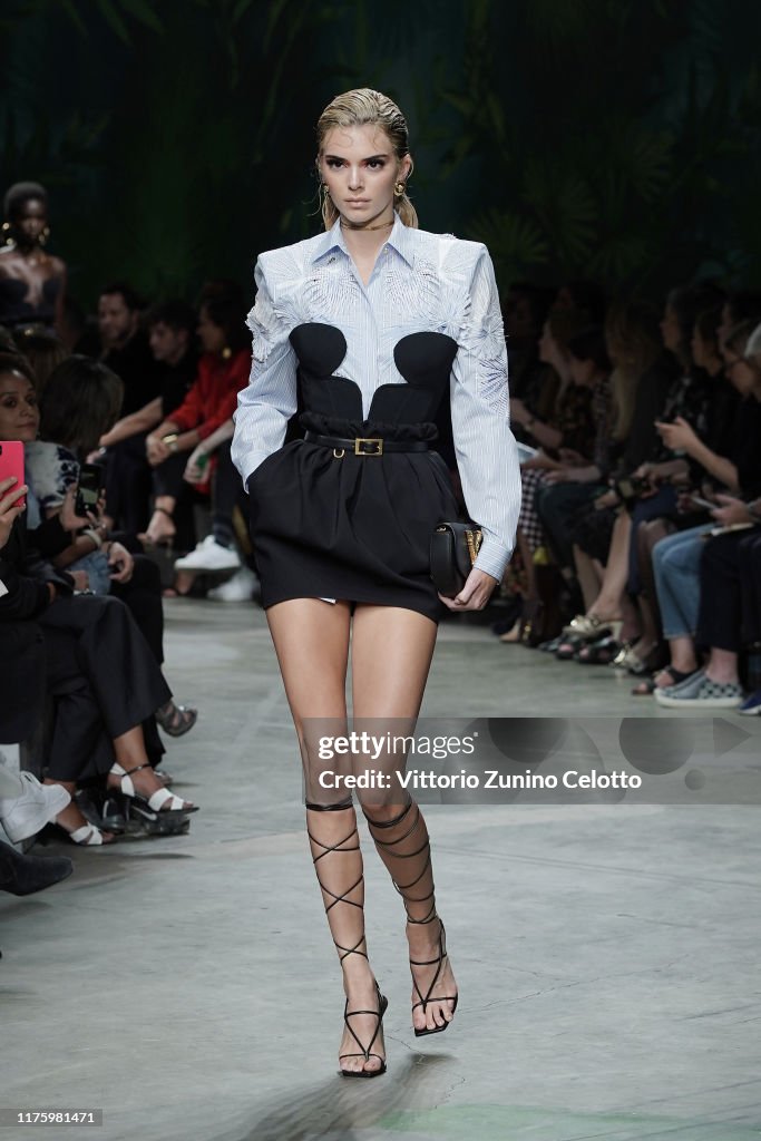 Versace - Runway - Milan Fashion Week Spring/Summer 2020