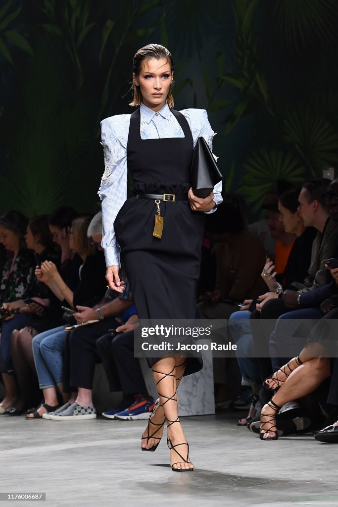 Versace - Runway - Milan Fashion Week Spring/Summer 2020