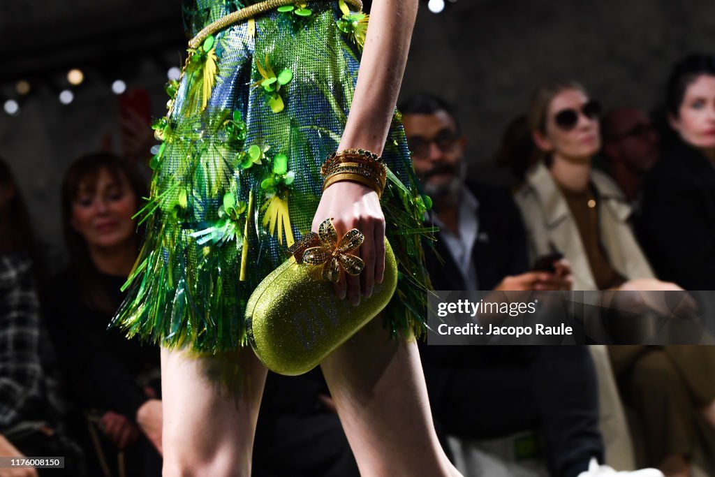 Versace - Runway - Milan Fashion Week Spring/Summer 2020