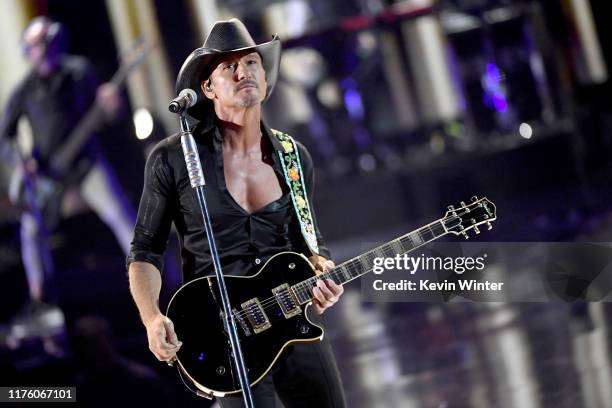 Tim McGraw performs onstage during the 2019 iHeartRadio Music Festival at T-Mobile Arena on September 20, 2019 in Las Vegas, Nevada.