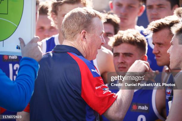 Eastern Ranges Coach Darren Bewick Photos and Premium High Res Pictures - Getty Images