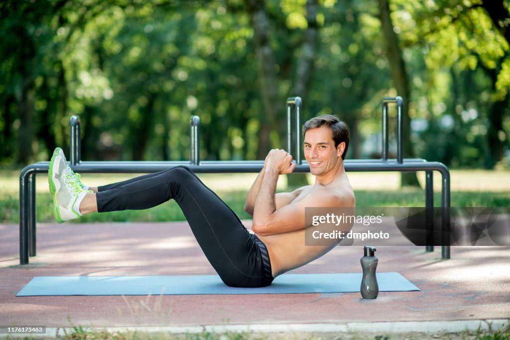 Men Exercise Outside Young Man Exercise Outdoors High-Res Stock Photo - Getty Images