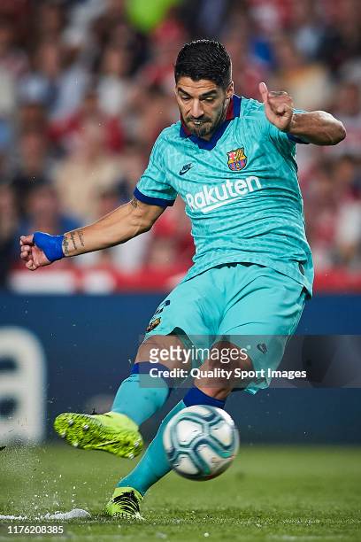 Luis Suarez of FC Barcelona in action during the la Liga match between Granada CF and FC Barcelona on September 21, 2019 in Granada, Spain.