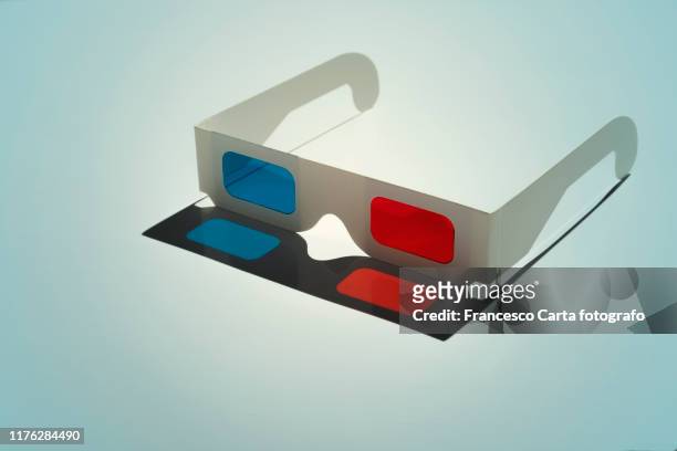 3-d glasses - red eyeglasses stock pictures, royalty-free photos & images