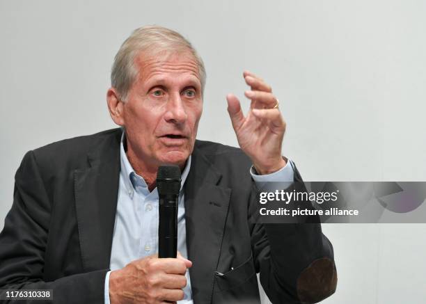 October 2019, Hessen, Frankfurt/Main: Ulrich Wickert at the Frankfurt Book Fair. Photo: Jens Kalaene/dpa-Zentralbild/ZB