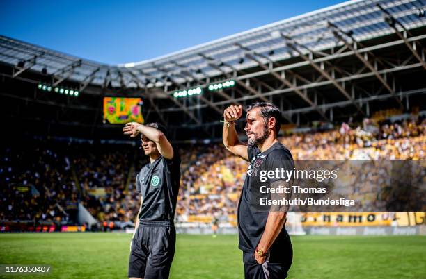 Headcoach Cristian Fiel of Dresden reacts during the Second Bundesliga match between SG Dynamo Dresden and SSV Jahn Regensburg at...