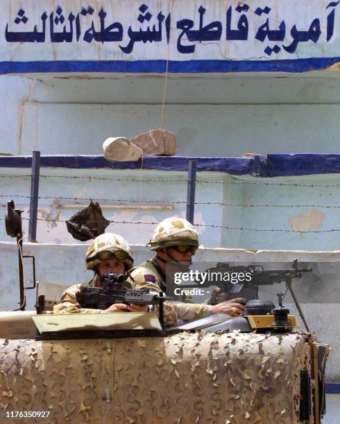 Basra Police British Troops Patrol Basra Photos and Premium High Res Pictures ...