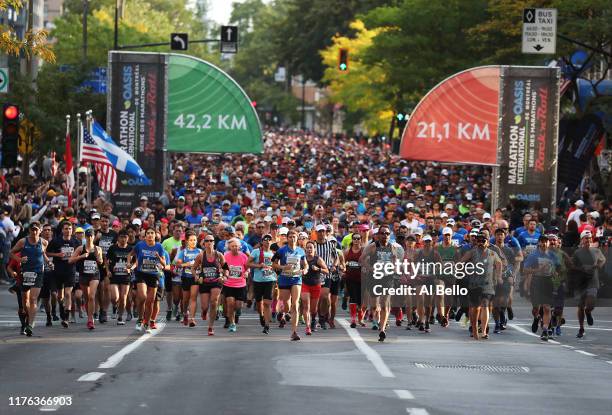 Runners start during the Oasis International Marathon de Montreal - Day 2 on September 22, 2019 in Montreal, Canada.