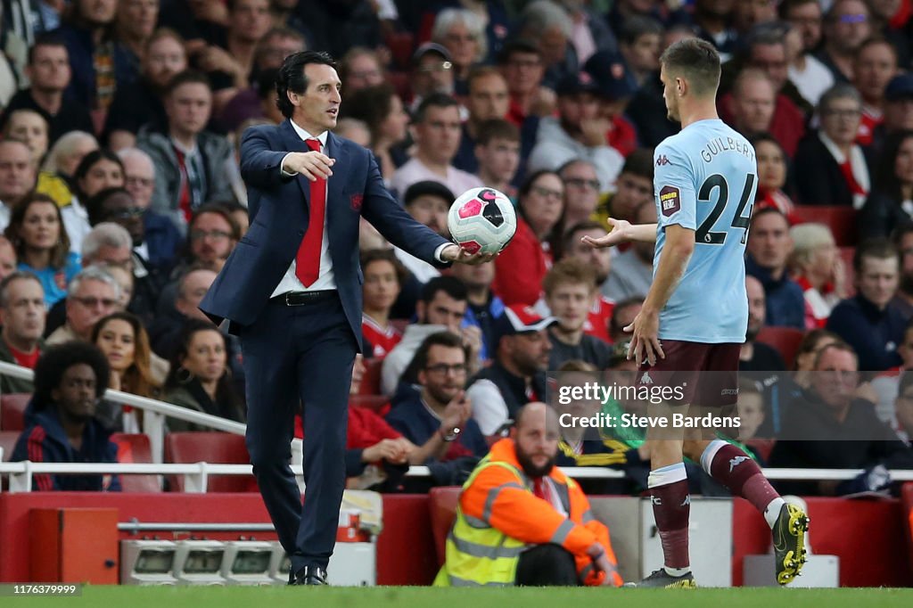 Arsenal FC v Aston Villa - Premier League