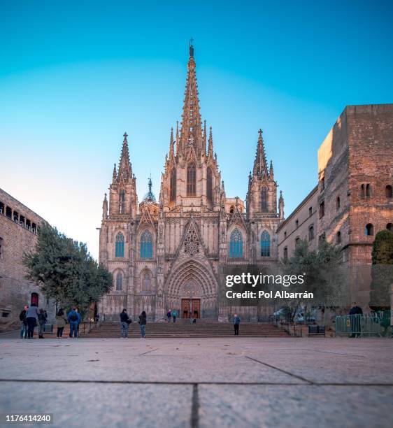 gothic barcelona cathedral, spain - barcelona cathedral stock pictures, royalty-free photos & images