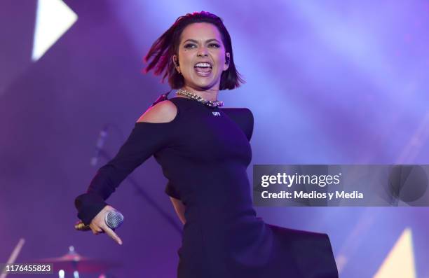 Inna 4 Inna Photos and Premium High Res Pictures - Getty Images