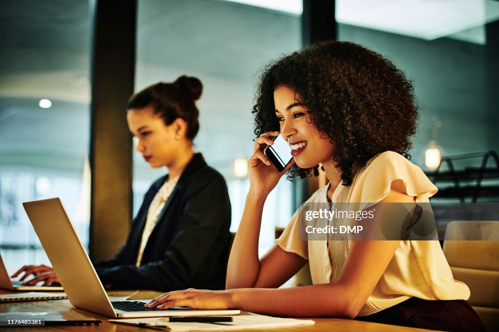 Hello How Can I Help You High-Res Stock Photo - Getty Images