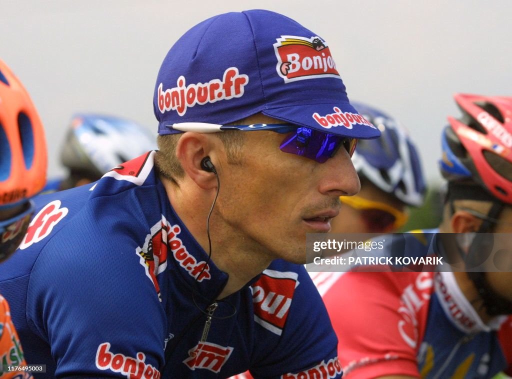 Didier Rous le Français Didier Rous, vainqueur du Midi-Libre 2000, roule dans le ...