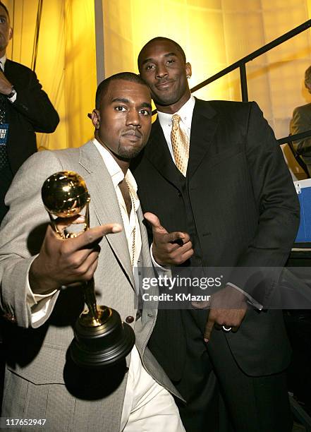 Kanye West, winner of Best New Male Artist, with Kobe Bryant