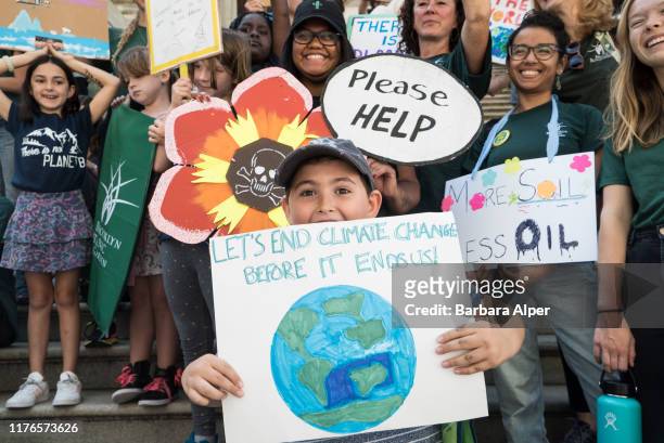 Students in New York demonstrating on the 20th September Climate Strike, part of a worldwide day of climate strikes on 20th September 2019. The event...