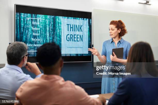 Somebody Using Powerpoint 362 Person Presenting A Power Point Presentation Stock Photos, High-Res ...