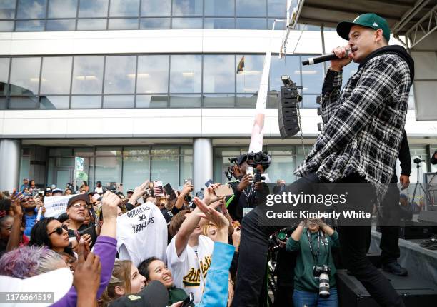 Eazy performs at the SiriusXM and Pandora Sway Fest 2019 on October 18, 2019 in Oakland, California.