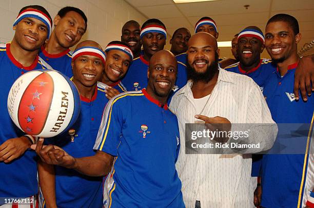 Atlanta Falcon T.J. Duckett and Harlem Globetrotters