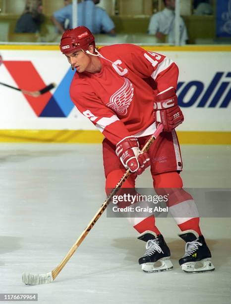 Steve Yzerman of the Detroit Red Wings skates against the Toronto Maple Leafs during NHL preseason game action on October 1, 1995 at Maple Leaf...