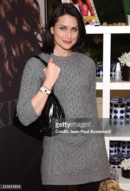 Rena Sofer at Nioxin during 2007 Silver Spoon Golden Globes Suite - Day 1 at Private Residence in Los Angeles, California, United States.