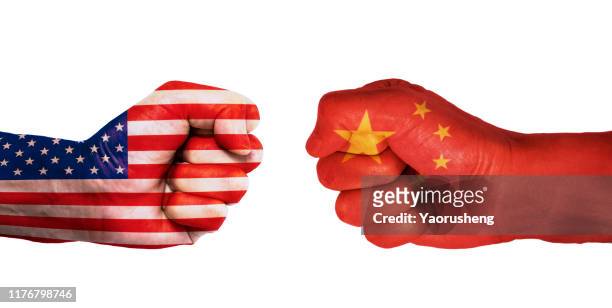 conflict between usa and china - china v united states stock-fotos und bilder