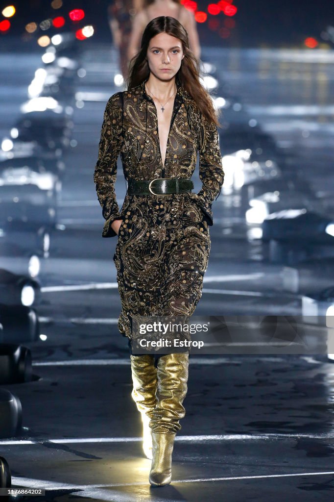 Saint Laurent : Runway - Paris Fashion Week - Womenswear Spring Summer 2020