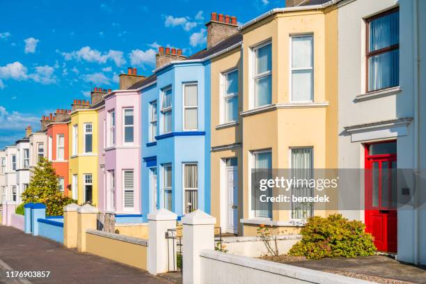 radhus i portrush nordirland storbritannien - northern house bildbanksfoton och bilder