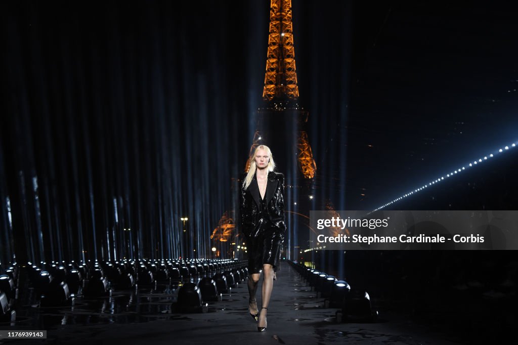 Saint Laurent : Runway - Paris Fashion Week - Womenswear Spring Summer 2020