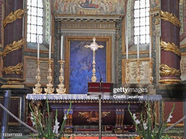 basilica of santa maria la maggiore - catholic altar stock pictures, royalty-free photos & images