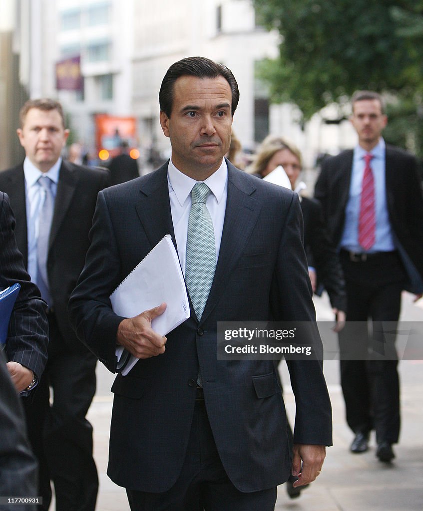 Lloyds Banking Group Plc Pledges 15,000 Job Cuts And 1.5 Billion Pound Savings