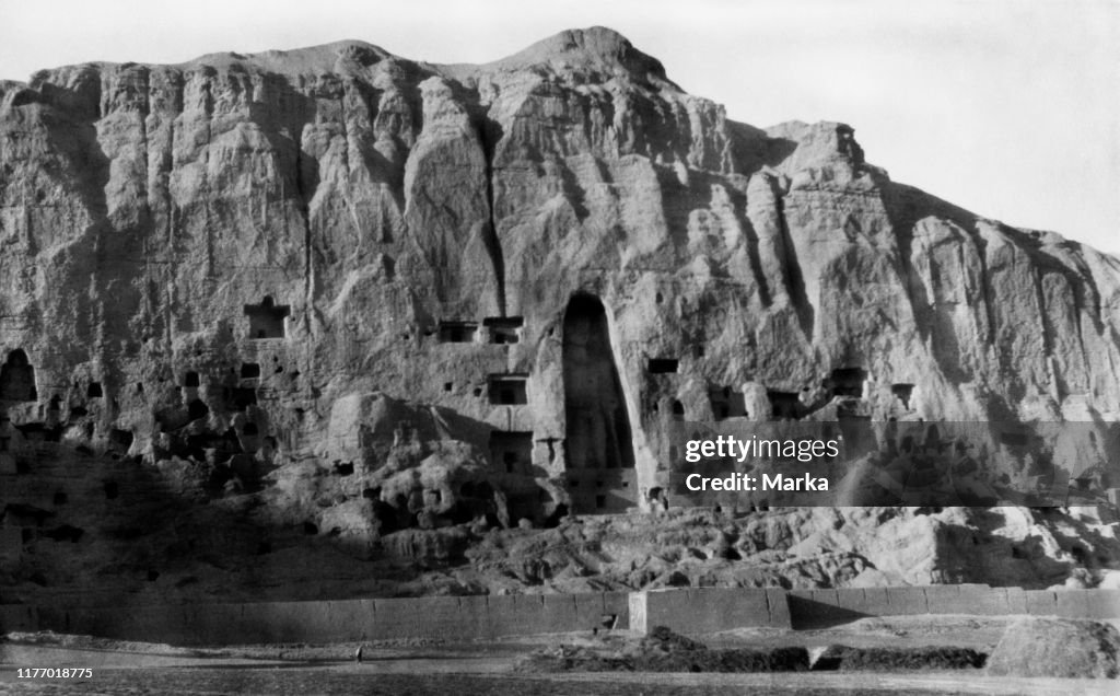Asia. afghanistan. the buddhas of bamiyan. 1920