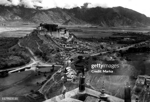 Asia. Tibet. Potala a lhasa. Fortress palace winter seat of the dalai lama. 1950.