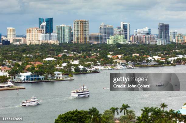 atlantic intracoastal waterway, fort lauderdale, florida - fort lauderdale stock-fotos und bilder