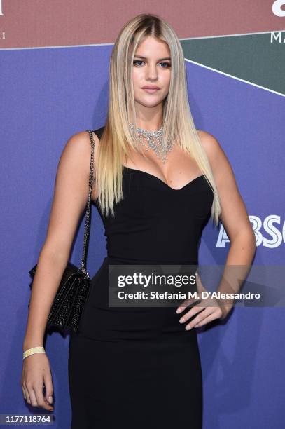 Guest attends the amfAR Gala Milano 2019 at Palazzo Mezzanotte on September 21, 2019 in Milan, Italy.