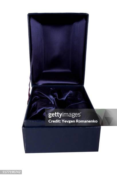 open blue jewelry box on white background - box in open photos et images de collection