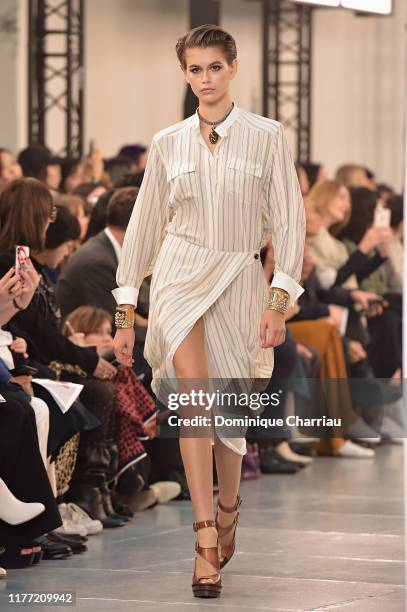 Model Kaia Gerber walks the runway during the Chloe Womenswear Spring/Summer 2020 show as part of Paris Fashion Week on September 26, 2019 in Paris,...