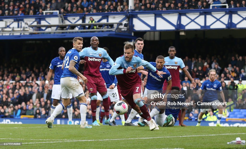 Everton FC v West Ham United - Premier League