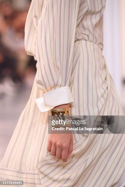 Model, fashion detail walks the runway during the Chloe Womenswear Spring/Summer 2020 show as part of Paris Fashion Week on September 26, 2019 in...