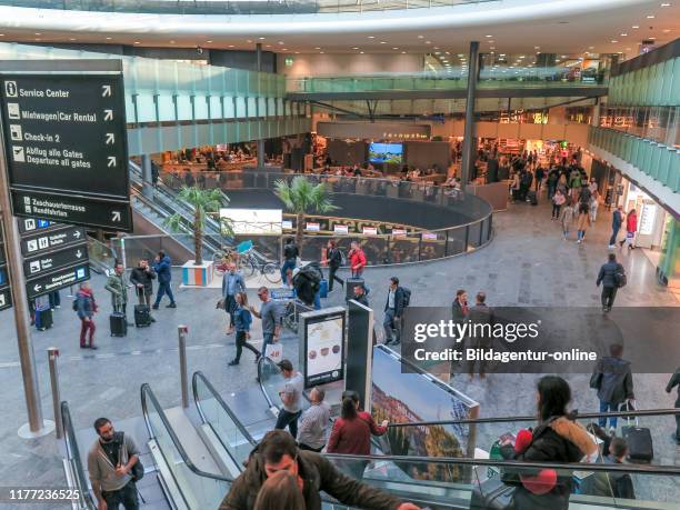 Hall, airport, Zurich, Switzerland, Halle, Flughafen, Zurich, Switzerland.