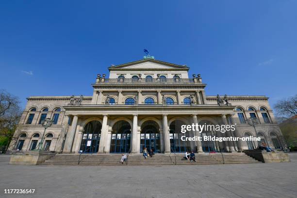 State opera, opera place, Hannover, Lower Saxony, Germany, Staatsoper, Opernplatz, Niedersachsen, Germany.