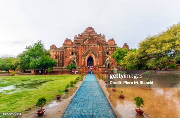 bagan - bagan stock pictures, royalty-free photos & images