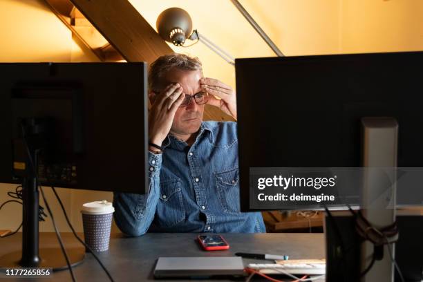 Italian Job Computer Programmer 1,522 Italian Programmer Stock Photos, High-Res Pictures, and Images ...