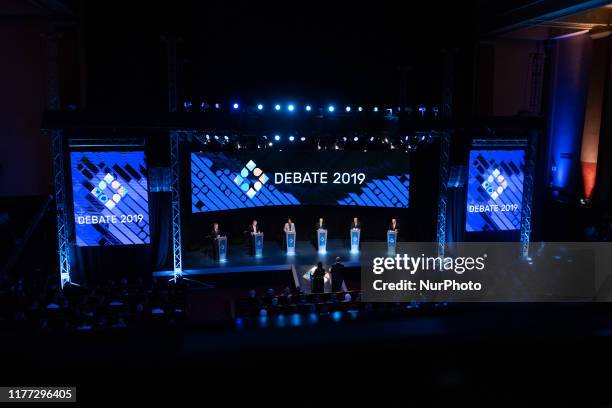 Presidential candidates during the debate, Nicolas del Cano, Roberto Lavagna current President Mauricio Macri, Alberto Fernandez, Juan Jose Gomez...