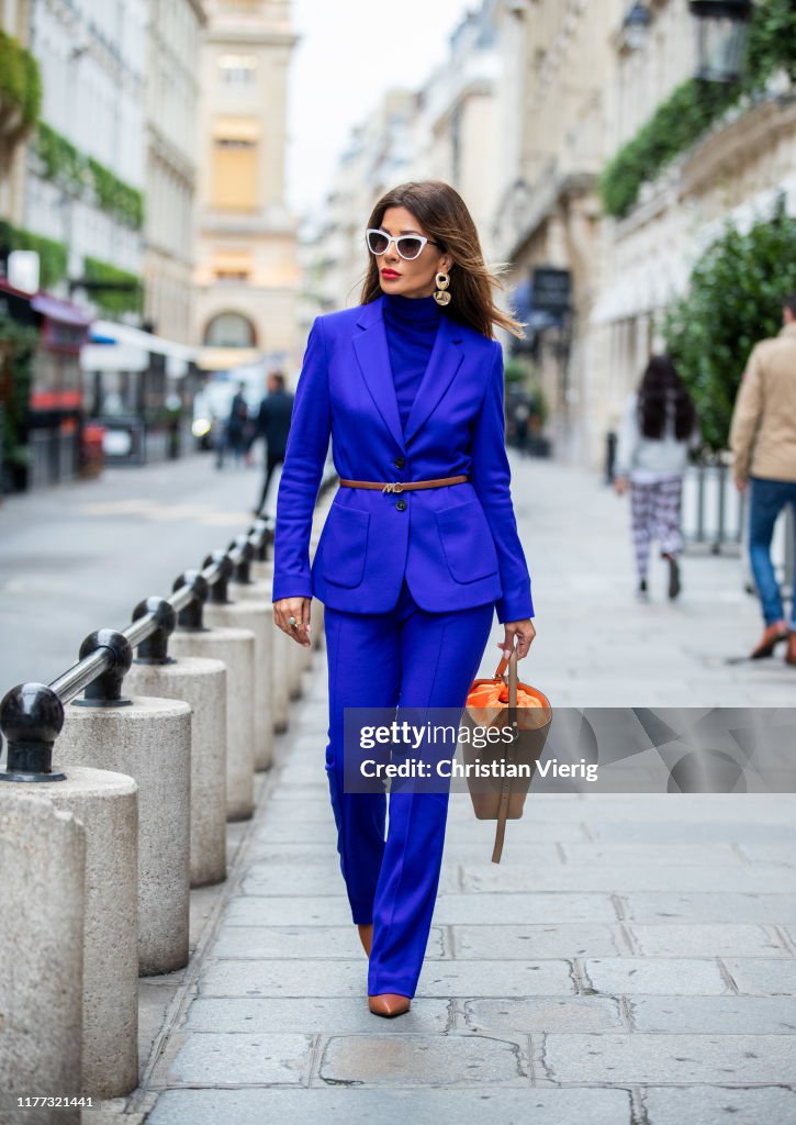 Street Style : Paris Fashion Week - Womenswear Spring Summer 2020 : Day Four