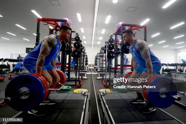 Sonny Bill Williams of the All Blacks lifts weights during a New Zealand gym session on September 27, 2019 in Beppu, Oita, Japan.