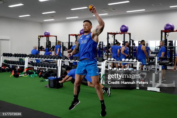 Sonny Bill Williams of the All Blacks runs through drills during a New Zealand gym session on September 27, 2019 in Beppu, Oita, Japan.