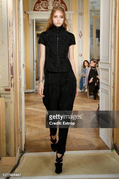 Model walks the runway during the Olivier Theyskens Womenswear Spring/Summer 2020 show as part of Paris Fashion Week on September 27, 2019 in Paris,...