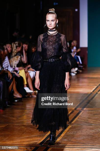 Model walks the runway during the Andrew GN Womenswear Spring/Summer 2020 show as part of Paris Fashion Week on September 27, 2019 in Paris, France.