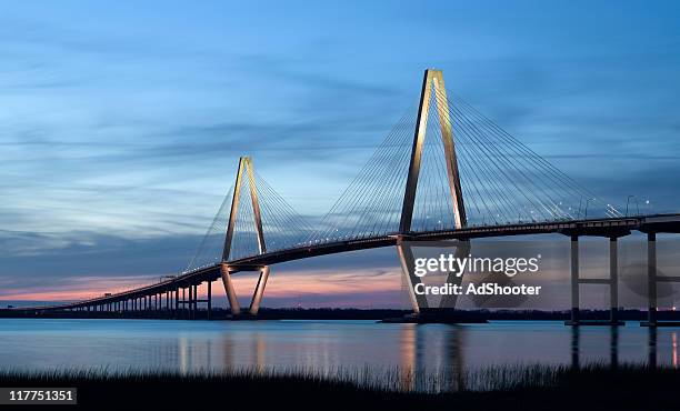 cooper river bridge in charleston, sc - charleston south carolina stock-fotos und bilder