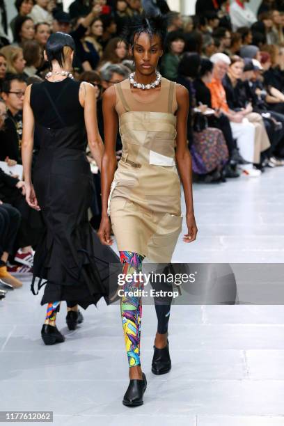 Junya Watanabe : Runway - Paris Fashion Week - Womenswear Spring..., News Photo